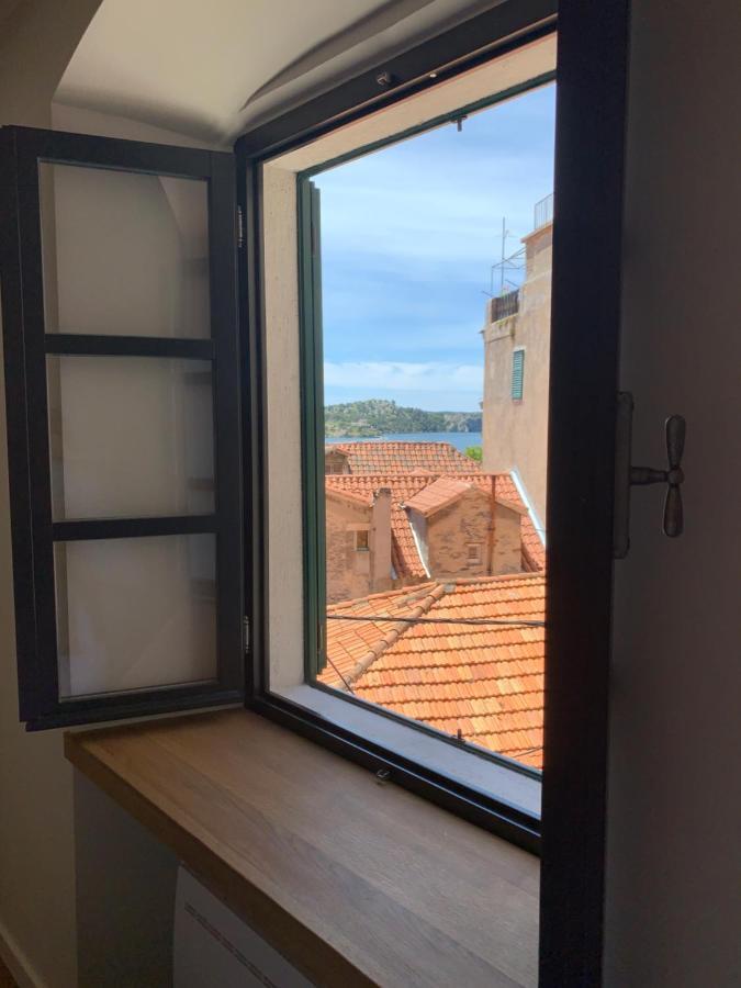 Palace M Šibenik Exterior foto